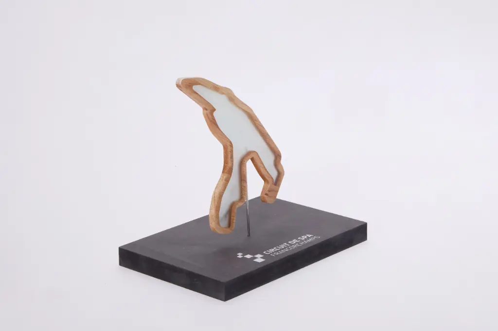 Iconic - Houten trofee